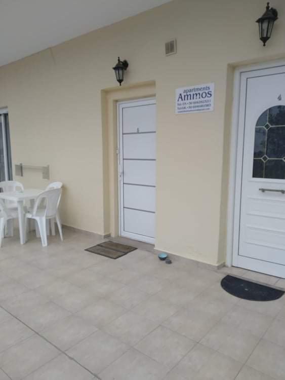 Ammos Apartments Nea Karvali Exterior foto