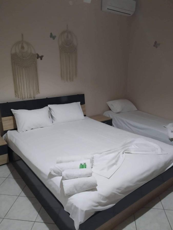 Ammos Apartments Nea Karvali Exterior foto